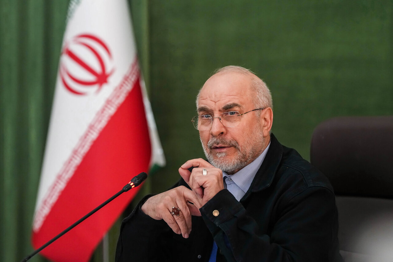 دیدار وزیر علوم و جمعی از رؤسای دانشگاه‌ها با قالیباف