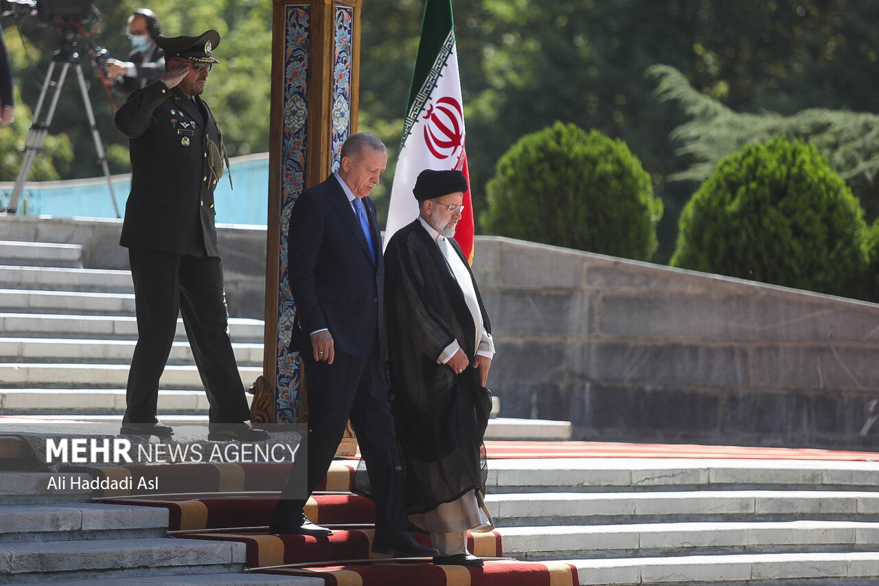 مراسم استقبال رسمی رئیسی از اردوغان 