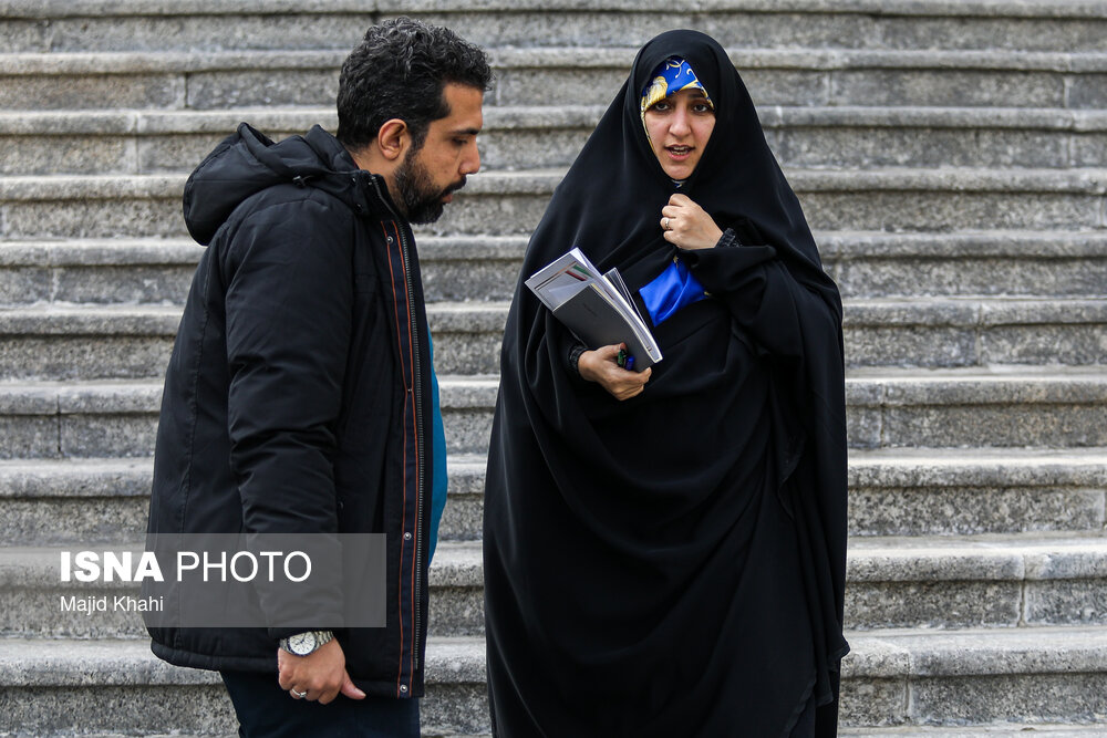 حاشیه جلسه هیات دولت - ۲۶ دی