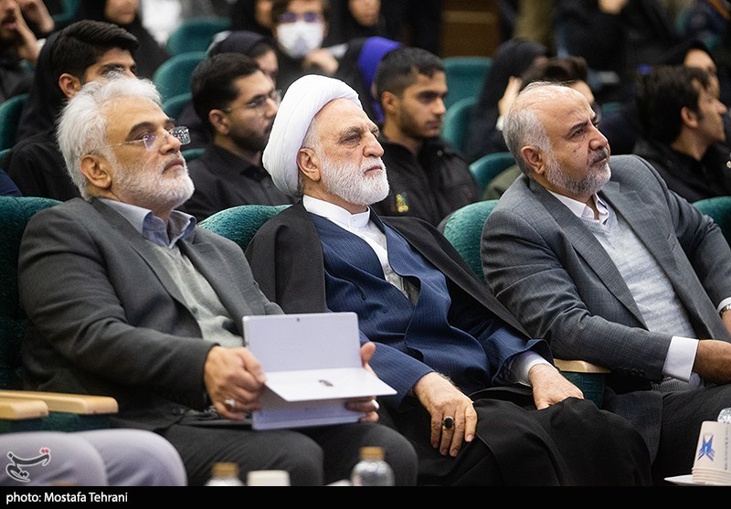 گرامیداشت روز دانشجو در دانشگاه علوم و تحقیقات