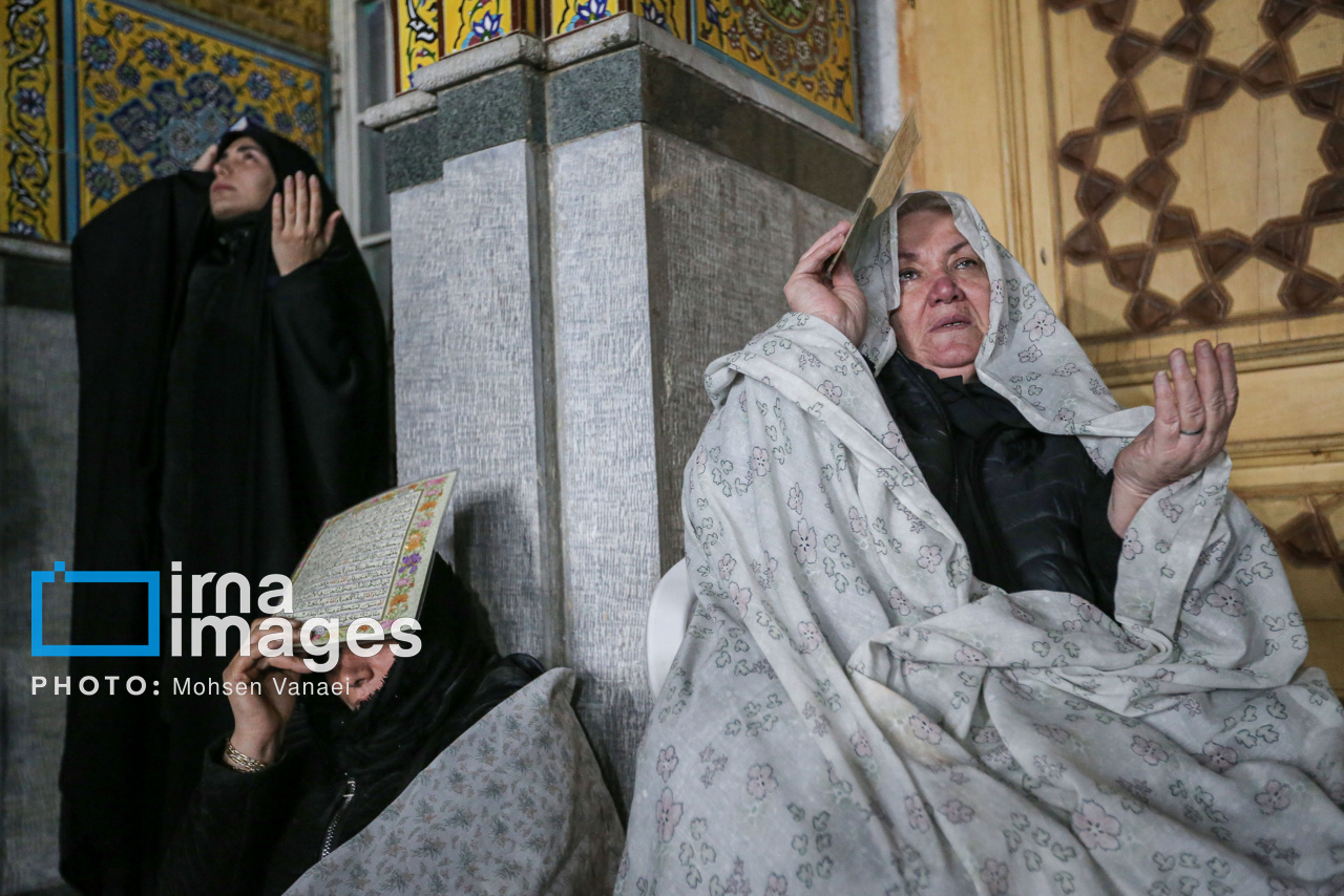  امامزاده پنج تن لویزان