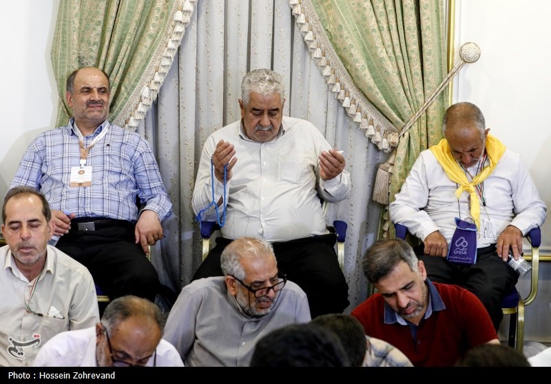 تصاویری از مراسم دعای کمیل در مدینه منوره