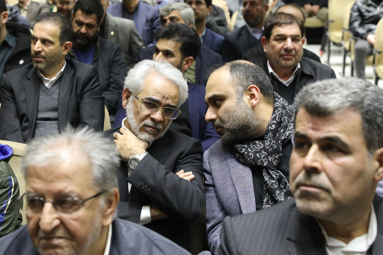 حضور قالیباف در مراسم ختم همسر و فرزندان معاون رئیس جمهور