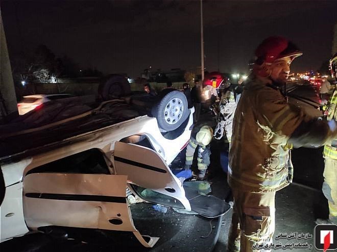 تصادف شدید و واژگونی پژو ۲۰۶ 