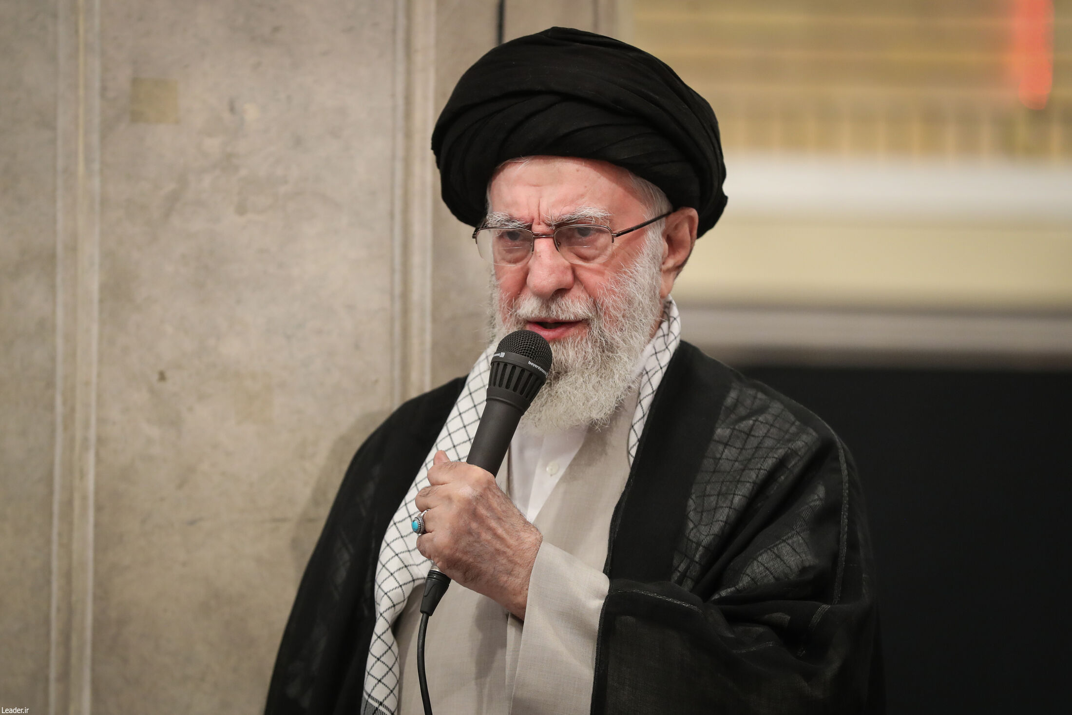 رهبر انقلاب در مراسم بزرگداشت شهدای جنگ تحمیلی