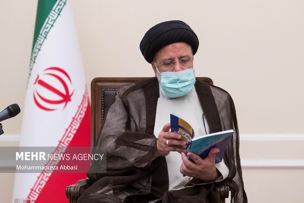 دیدار تشکل‌های دانش‌آموزی با رییس جمهور