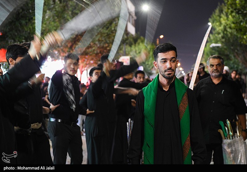 مراسم سنتی مشق شمشیر در قم