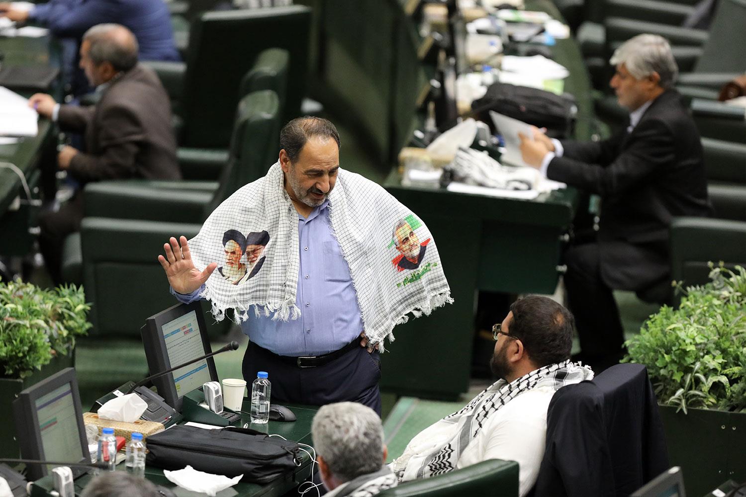 بیست و هفتمین نشست بررسی برنامه هفتم توسعه در صحن علنی مجلس