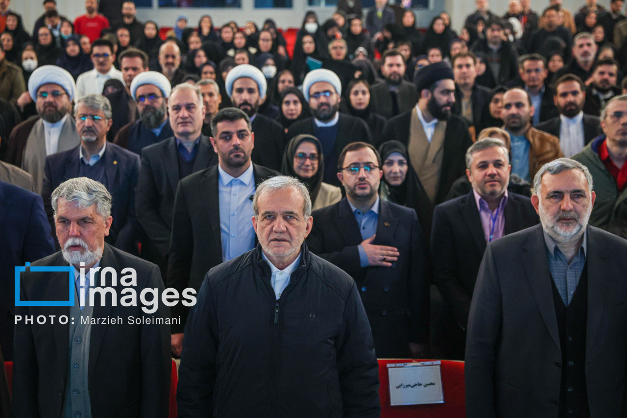 اختتامیه جایزه کتاب سال 