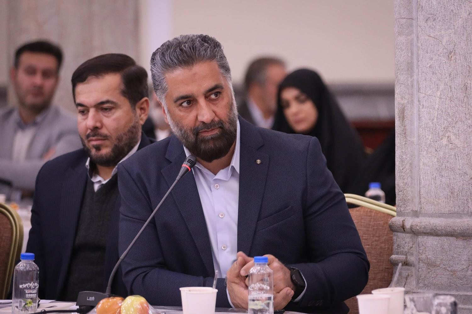 دیدار شورایاران محلات تهران با قالیباف