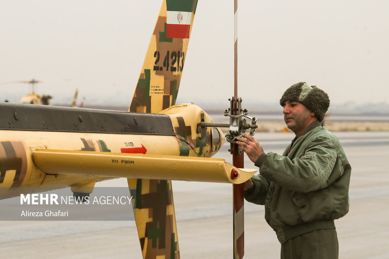 رزمایش اقتدار ۱۰۰ فروندی هوانیروز ارتش