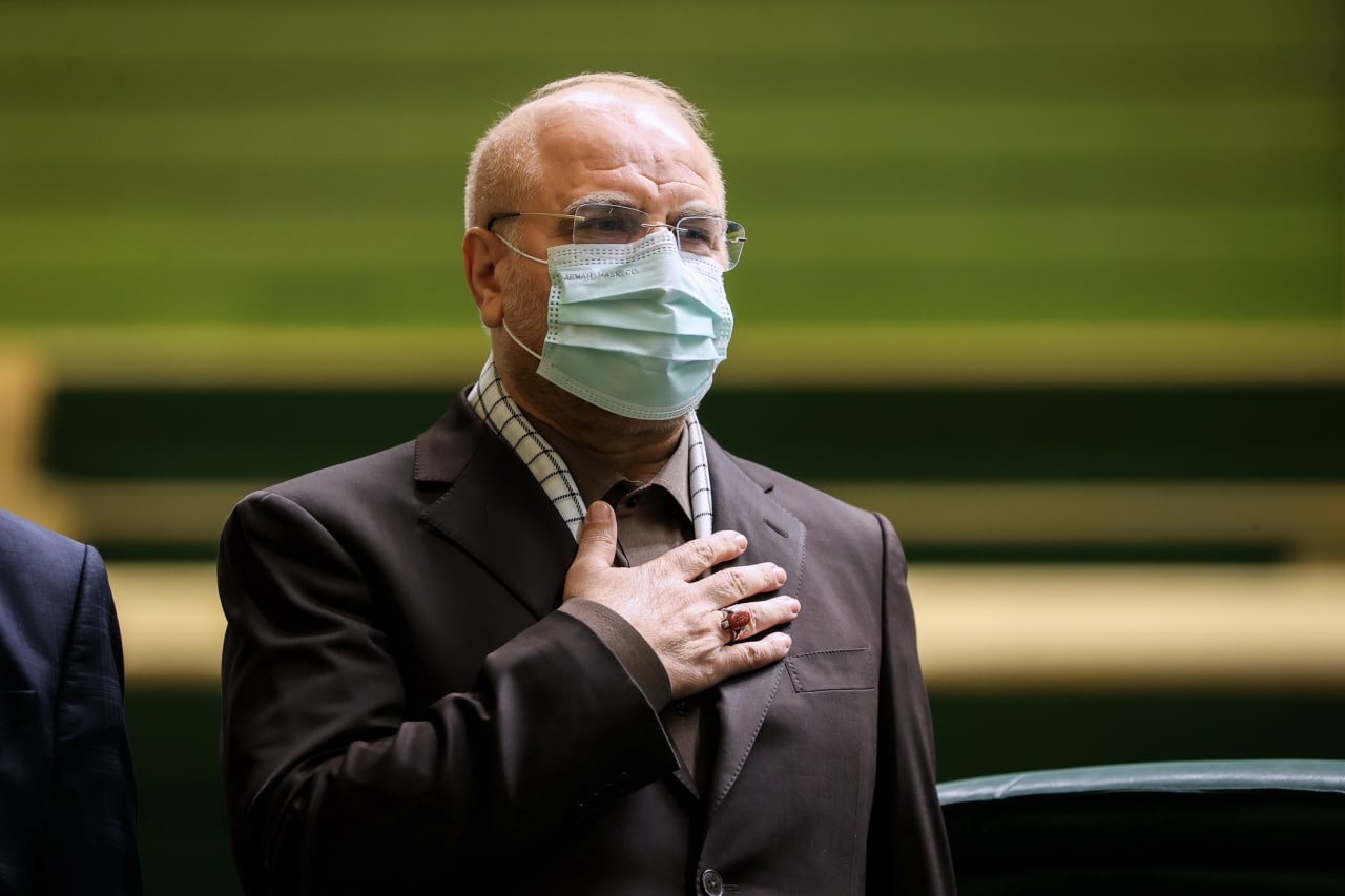 قالیباف میزبان و قدردان خانوادۀ شهدا