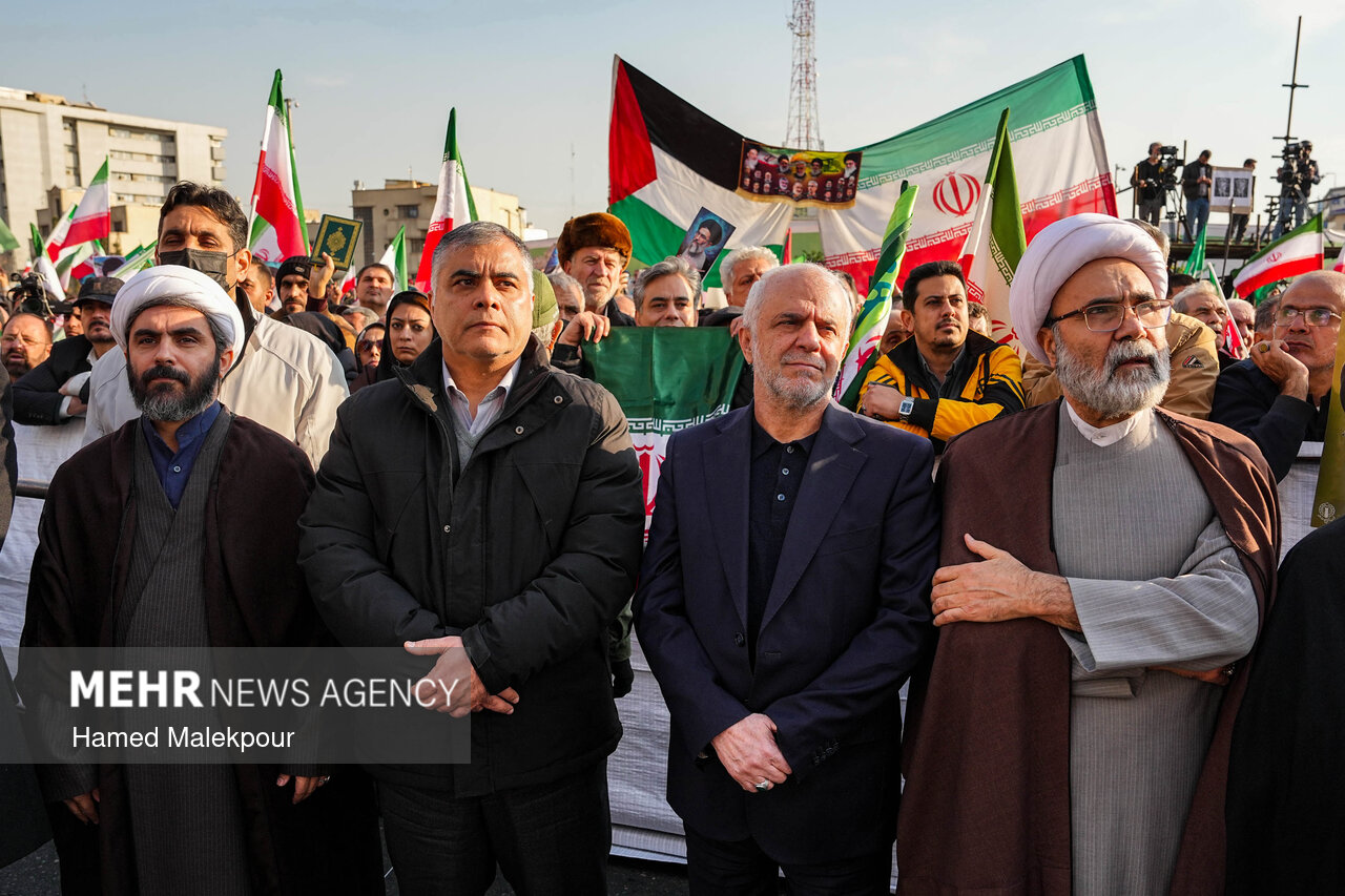 تجمع همبستگی ملی با سخنرانی رئیس مجلس