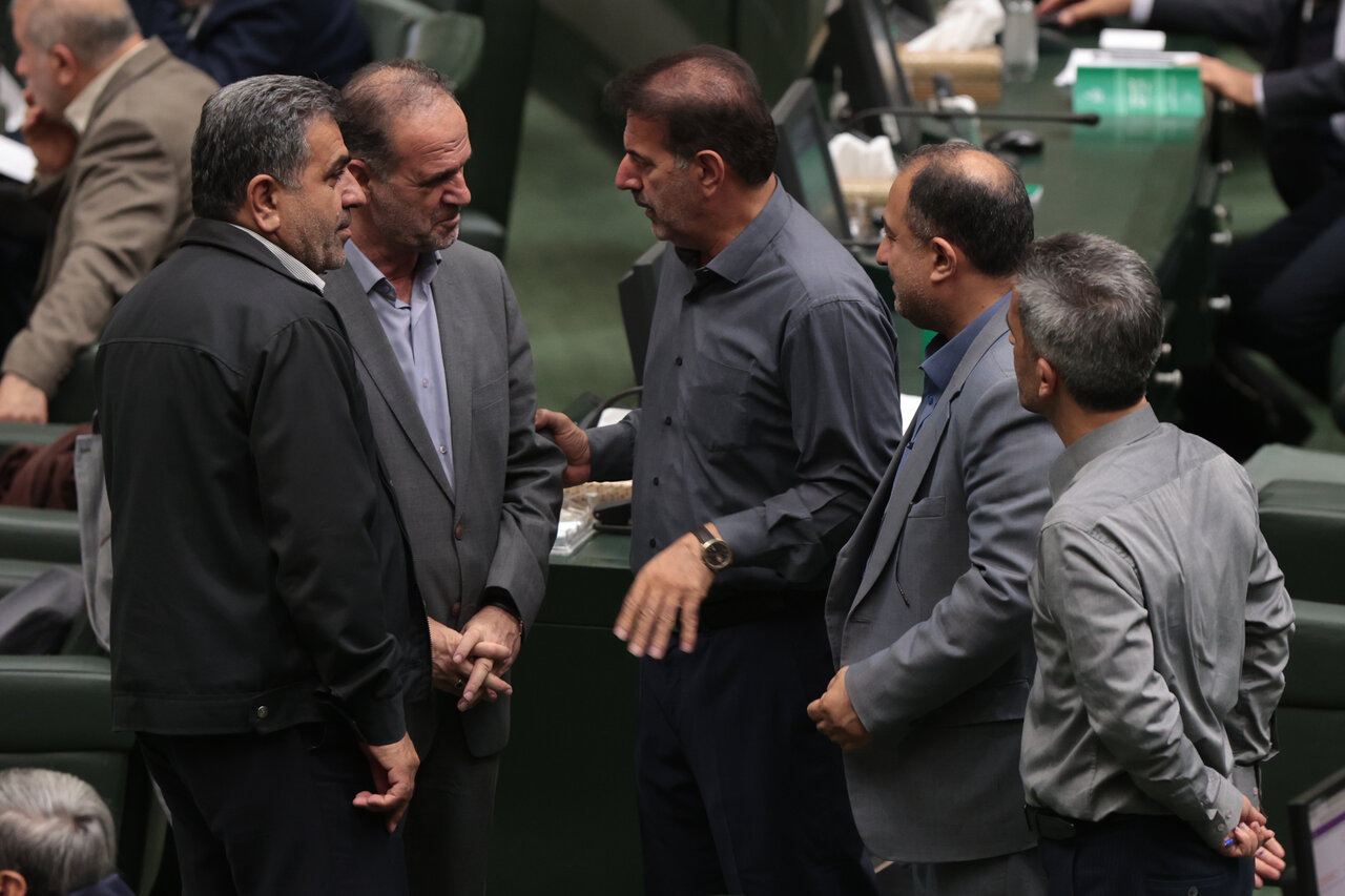 صحن علنی 24 تیرماه مجلس