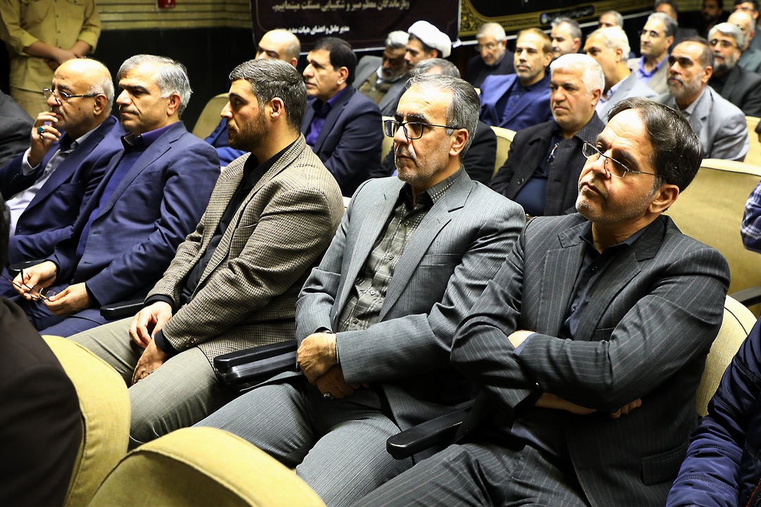 حضور قالیباف در مراسم ختم همسر رئیس کمیته امداد امام(ره)