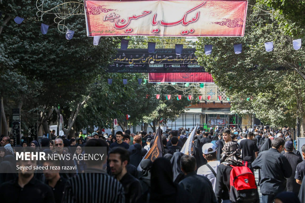  مراسم پیاده‌روی جاماندگان اربعین