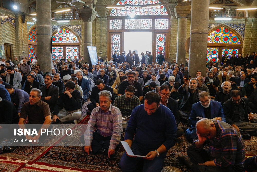 مراسم ترحیم مادر شهید حاج حسین خرازی