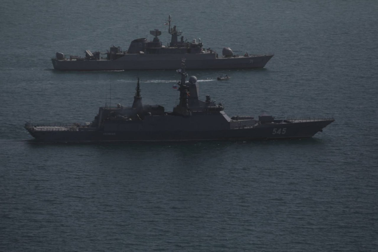 رزمایش نیروهای دریایی ایران و روسیه