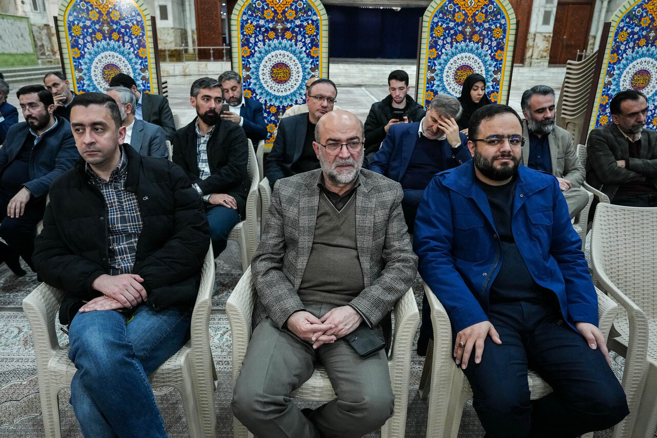 تجدید میثاق رئیس مجلس و نمایندگان با آرمان‌های امام(ره)