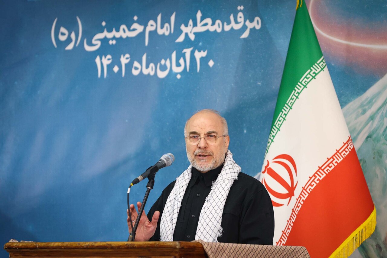 قالیباف در کنگره ۳۰۰۰ نفری مسئولان بسیج دانشجویی 