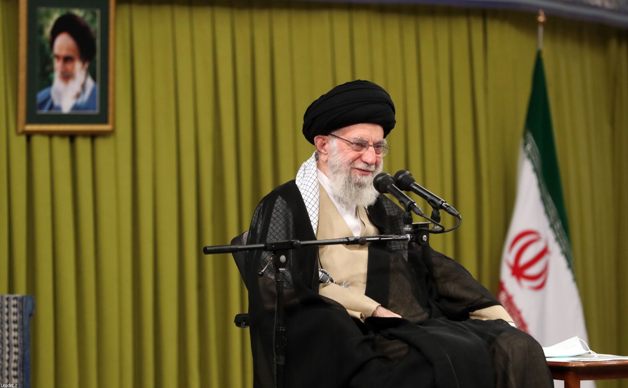 دیدار دست‌اندرکاران کنگره ملی شهدای همدان با رهبر انقلاب