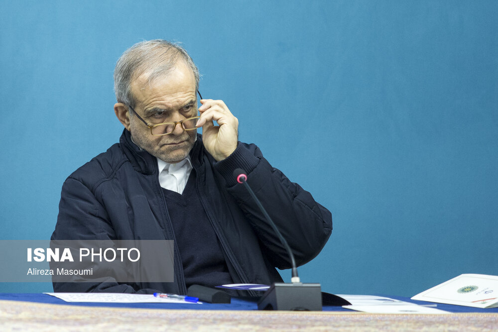 آیین بهره‌برداری از پروژه‌های عمرانی مناطق آزاد