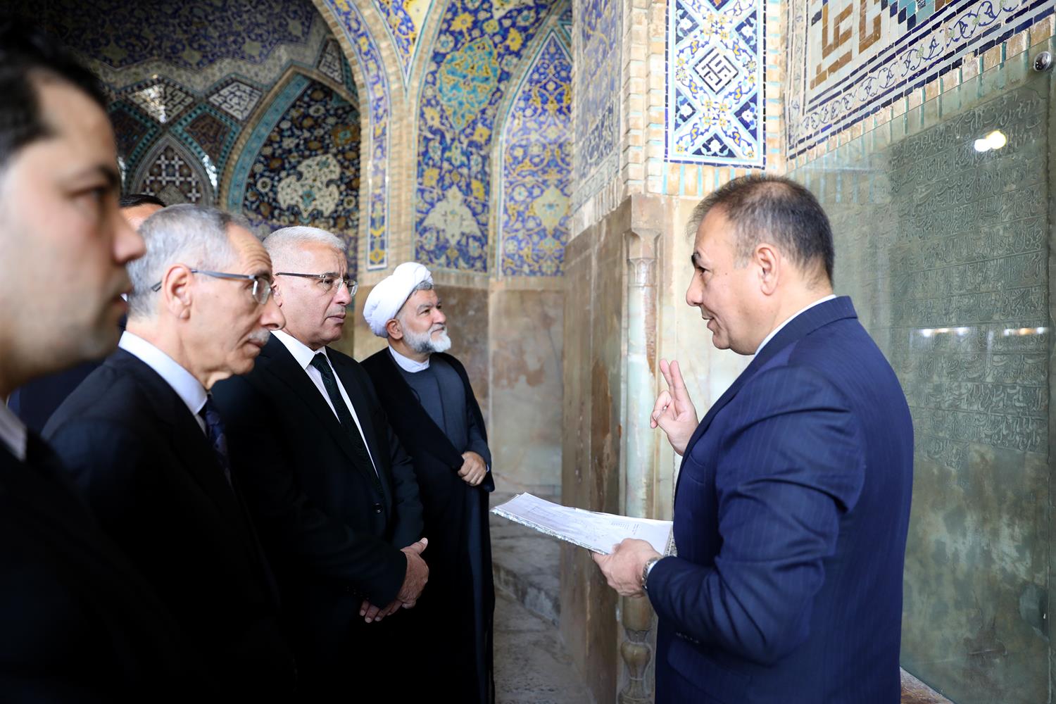 بازدید رئیس مجلس الجزایر از مجموعه تاریخی نقش جهان