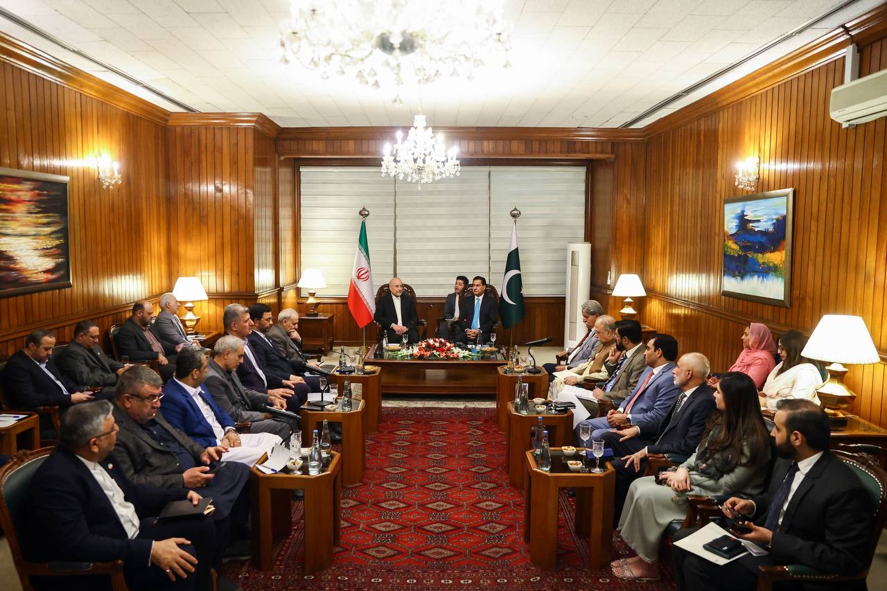  دیدار دو جانبه محمدباقر قالیباف و ایاز صادق 