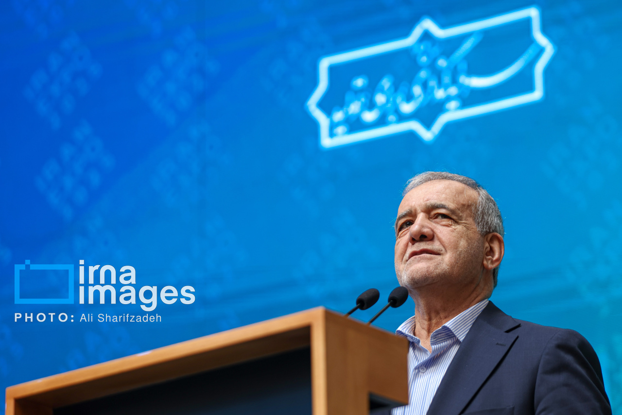 پزشکیان در هفتمین نمایشگاه ایران اکسپو ۲۰۲۵