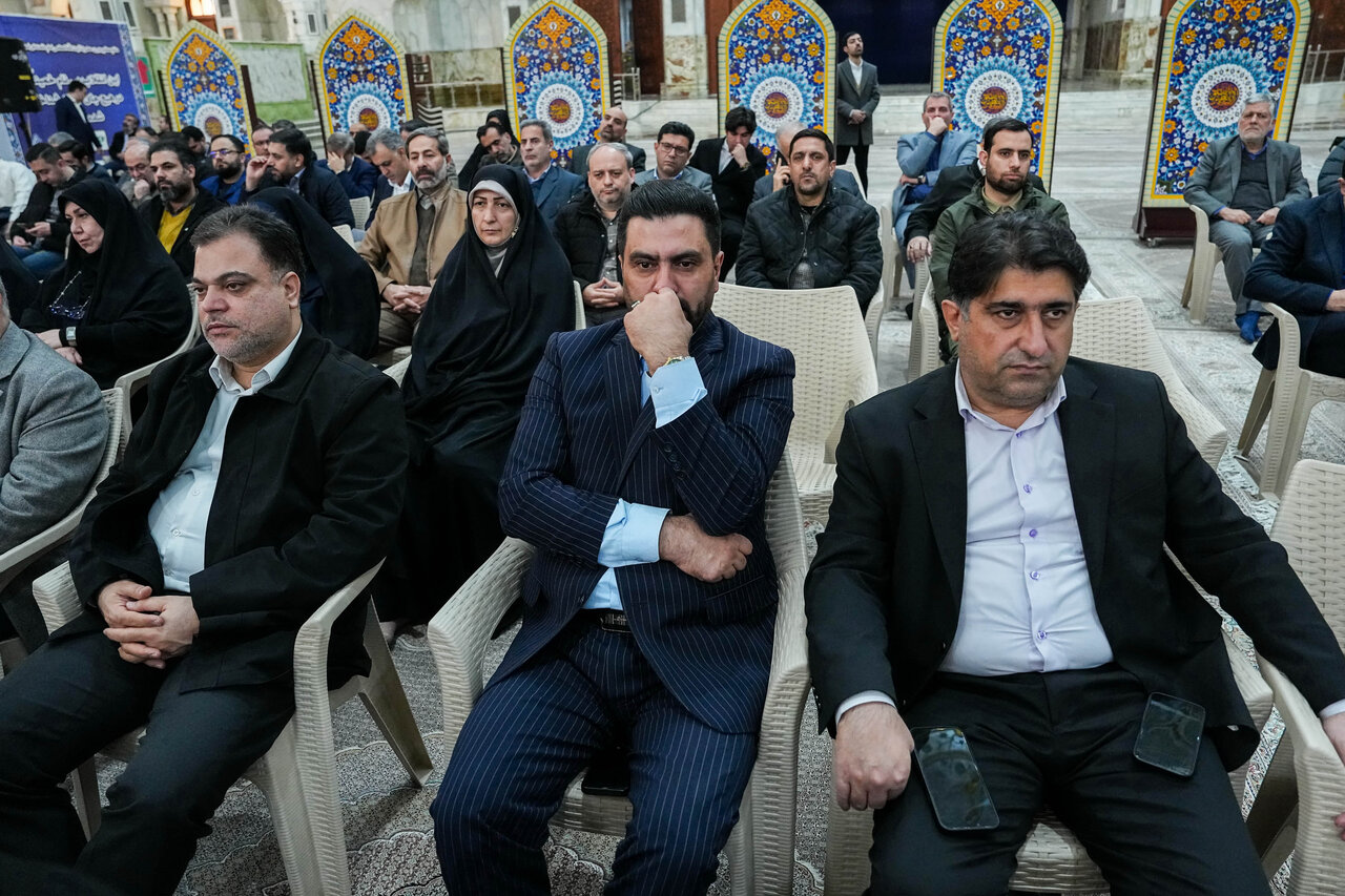 تجدید میثاق رئیس مجلس و نمایندگان با آرمان‌های امام(ره)