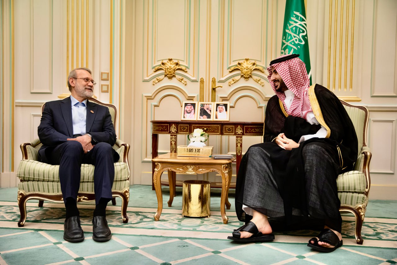 دیدار «لاریجانی» با وزیر دفاع سعودی