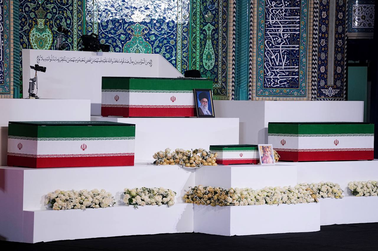 ادای احترام سران قوا