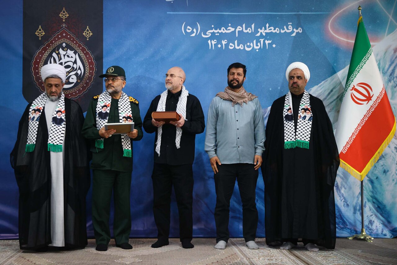 قالیباف در کنگره ۳۰۰۰ نفری مسئولان بسیج دانشجویی 