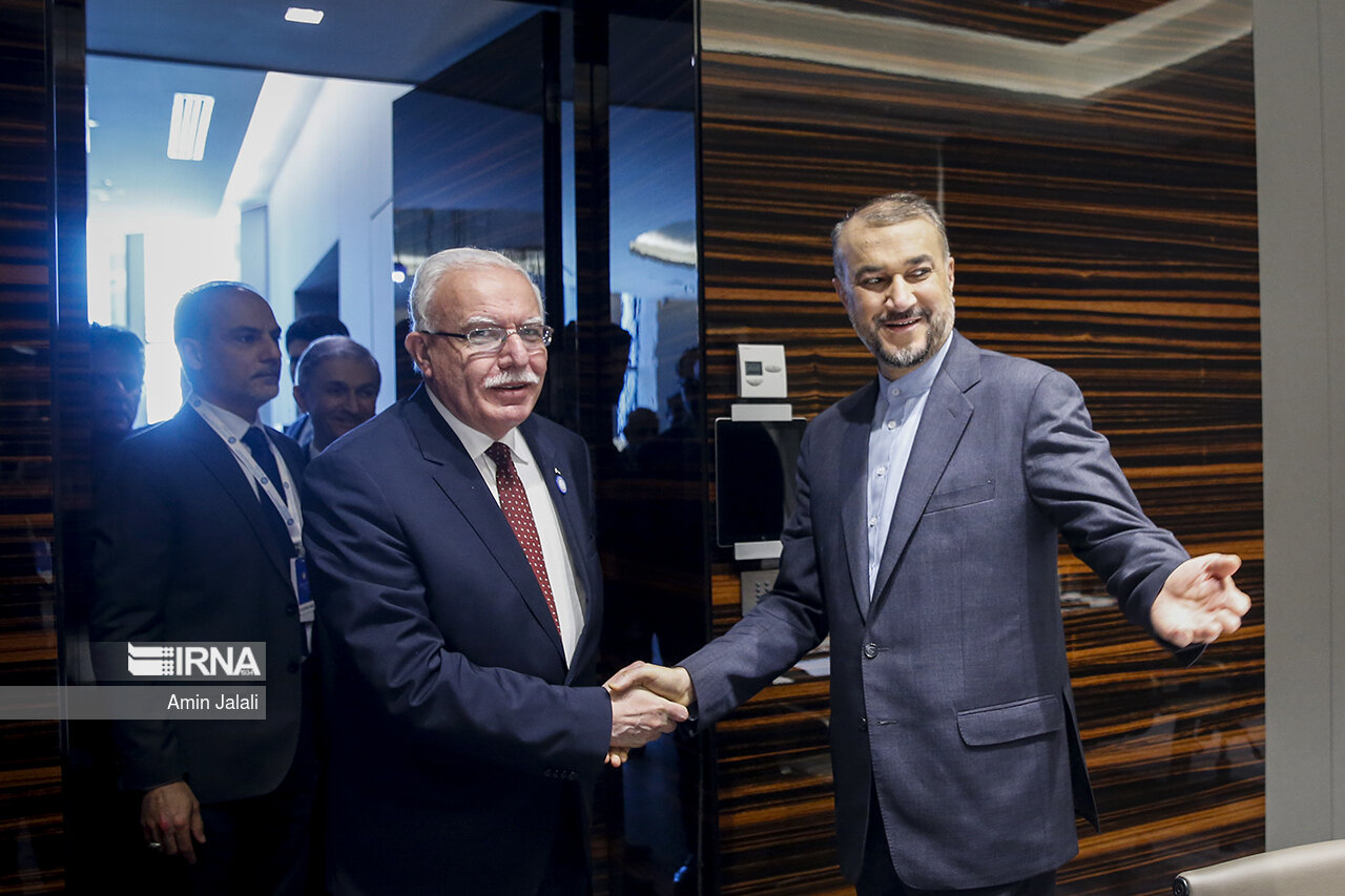 دیدارهای وزیر خارجه در حاشیه اجلاس وزرای جنبش عدم تعهد