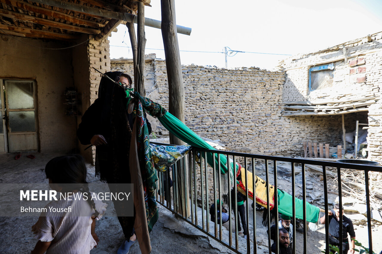 آیین علم‌گردانی در روستای تاریخی هزاوه