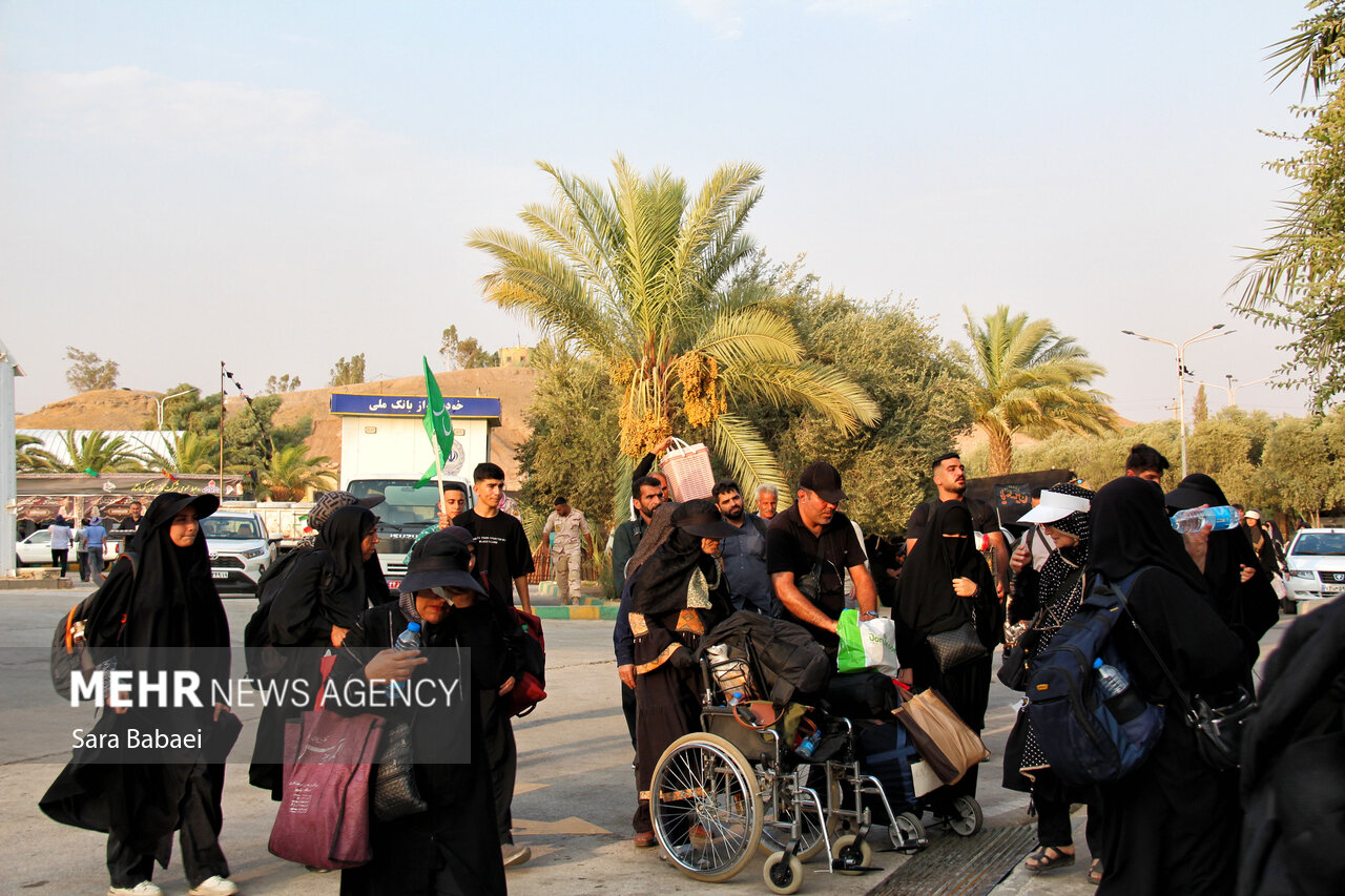 تردد زائران اربعین حسینی از مرز خسروی