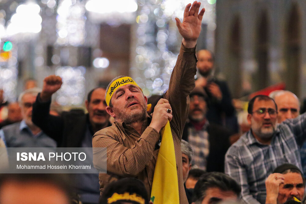 مراسم گرامیداشت شهید سیدحسن نصرالله همزمان با تشییع شهدا در لبنان - مشهد