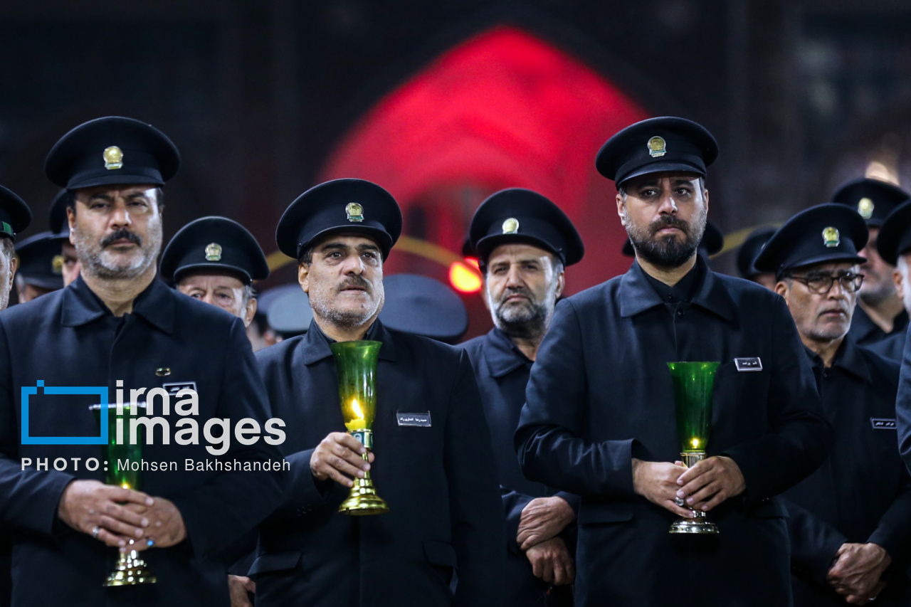 خطبه خوانی شب شهادت امام رضا (ع)