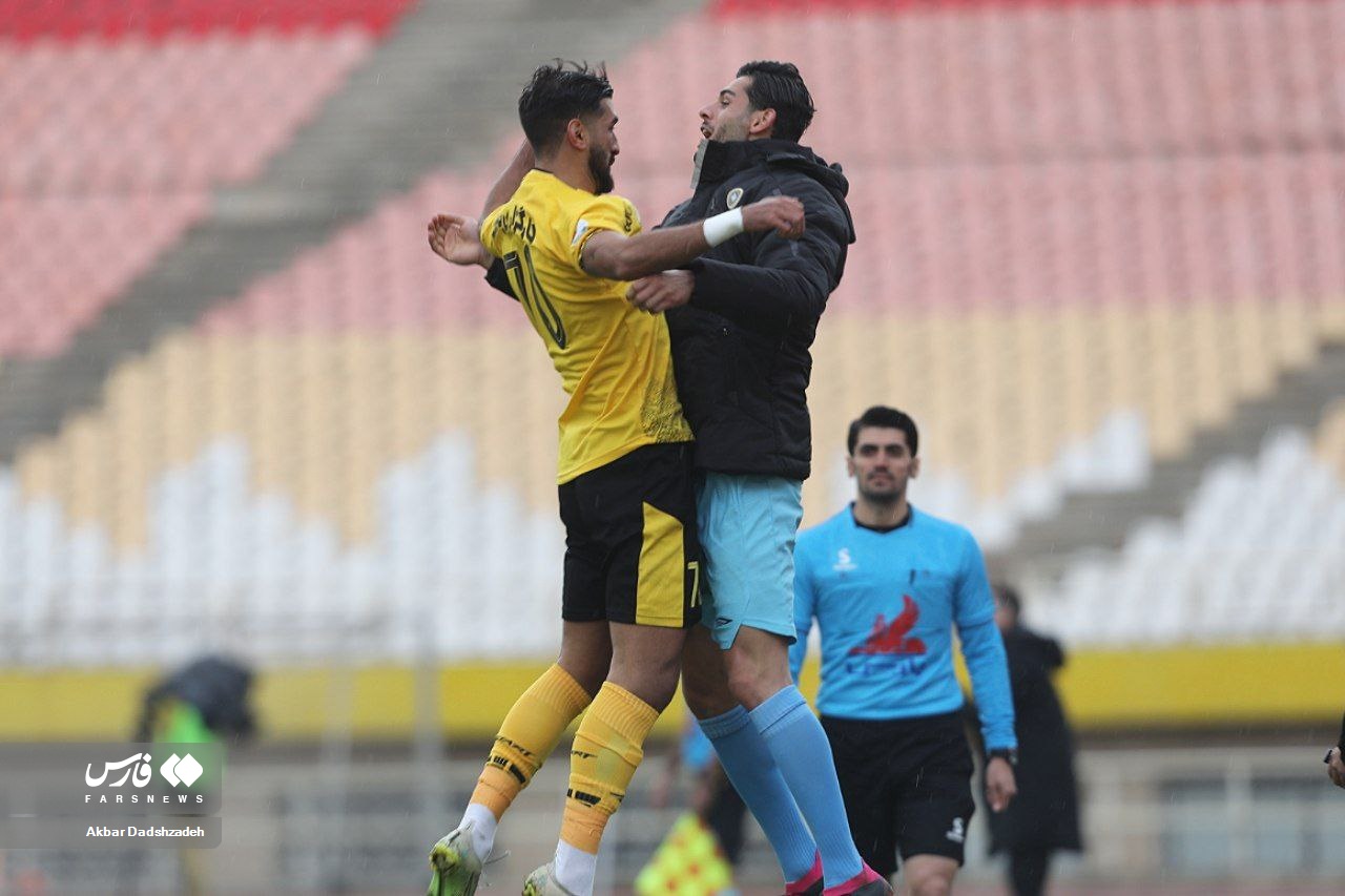 تصاویر بازی سپاهان و فولاد