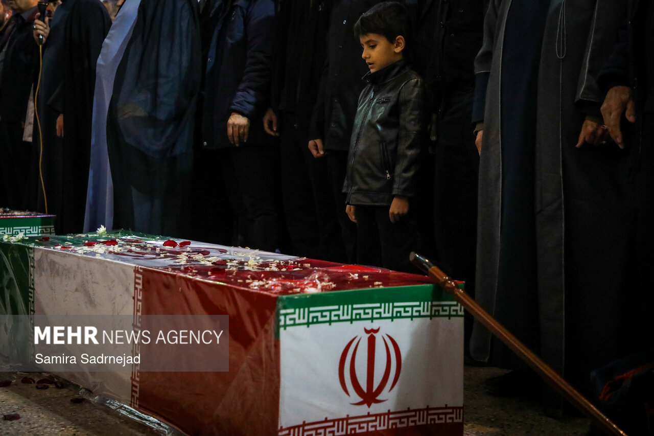 تشییع پیکر شهدای اغتشاشات