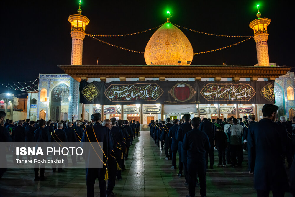 لاله گردانی در سوگ امام رضا(ع) - شاهچراغ