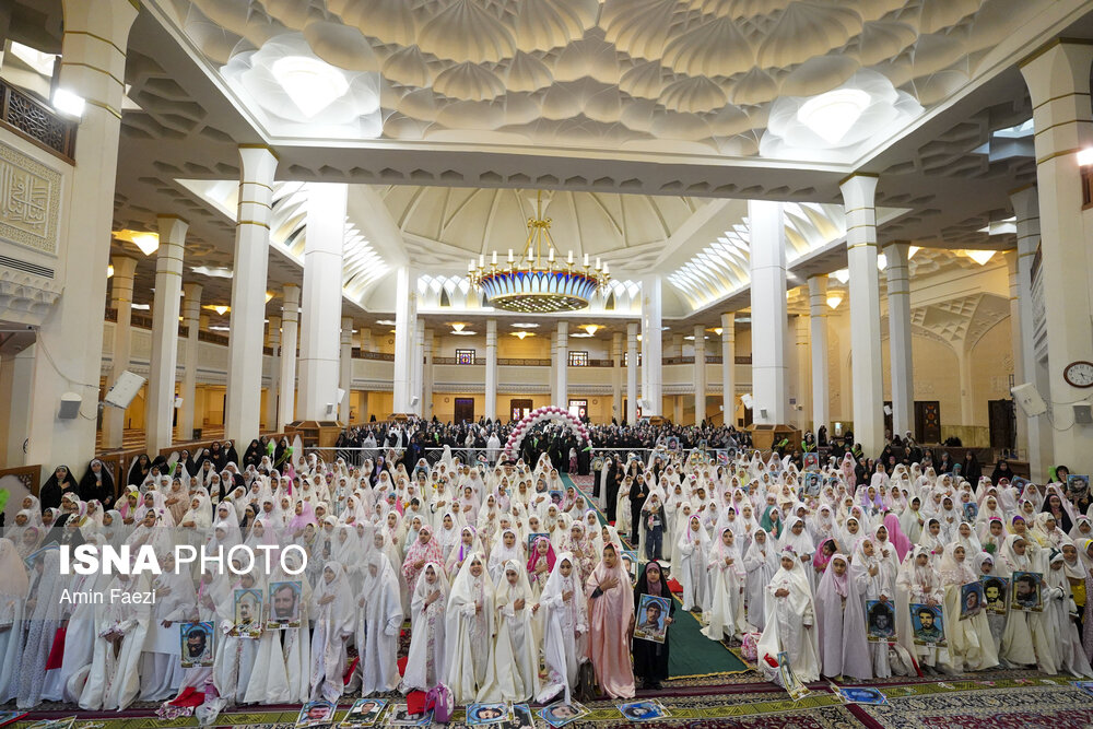 جشن بزرگ دختران روزه‌ اولی