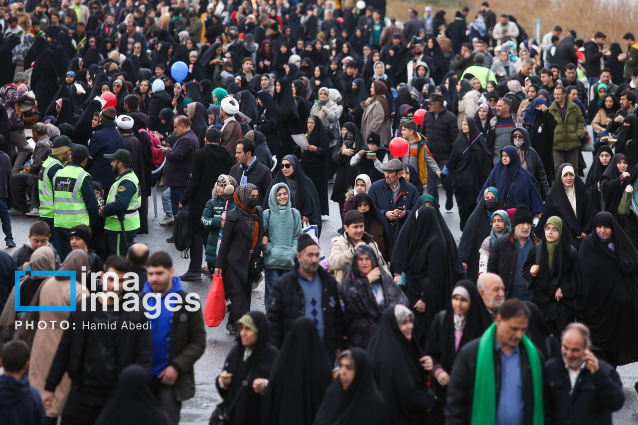 شب نیمه شعبان در مسجد جمکران