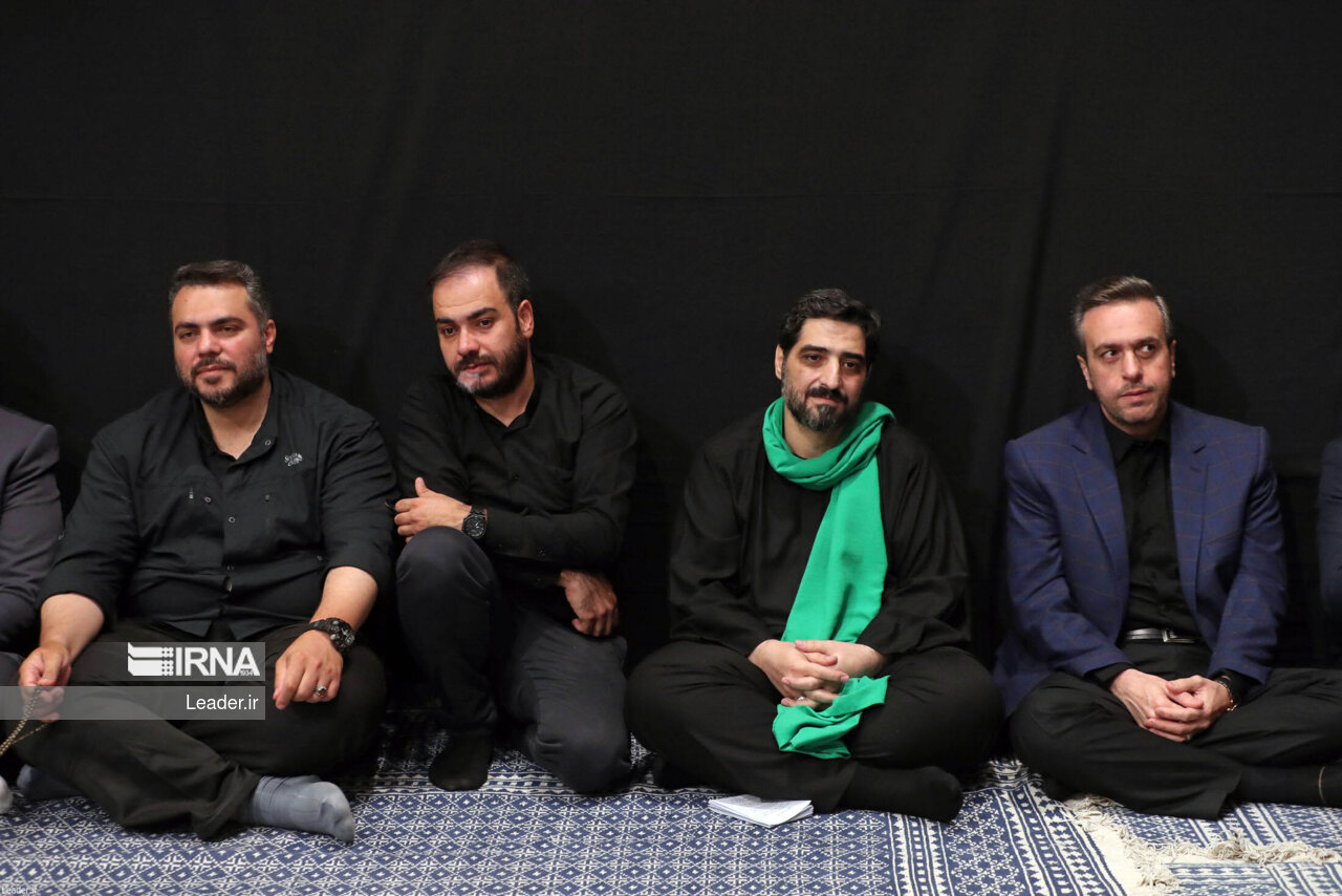 دومین شب عزاداری اباعبدالله با حضور رهبر انقلاب