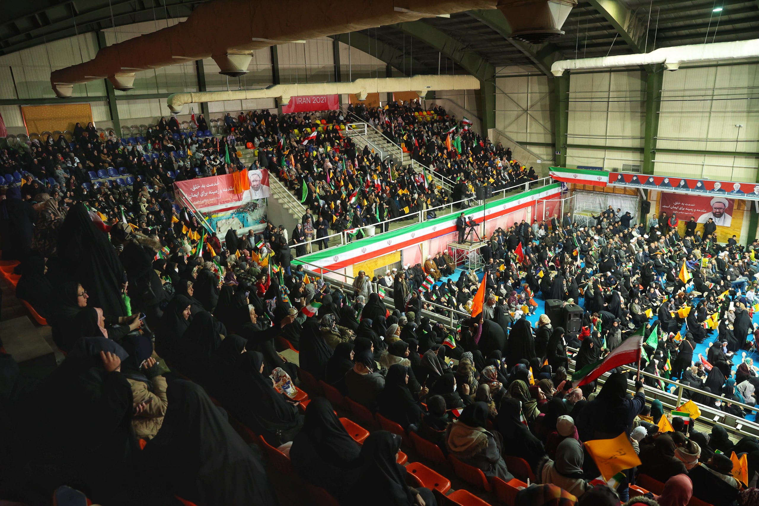 حضور قالیباف و اعضای لیست اصلی جریان انقلاب در همایش بزرگ نیروهای انقلاب