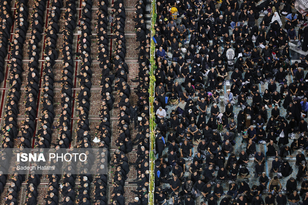 خطبه خوانی شب عاشورا در حرم مطهر رضوی