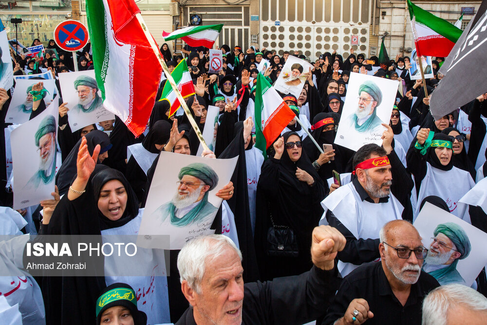 راهپیمایی مردم قم در حمایت از ولایت و مرجعیت شیعی