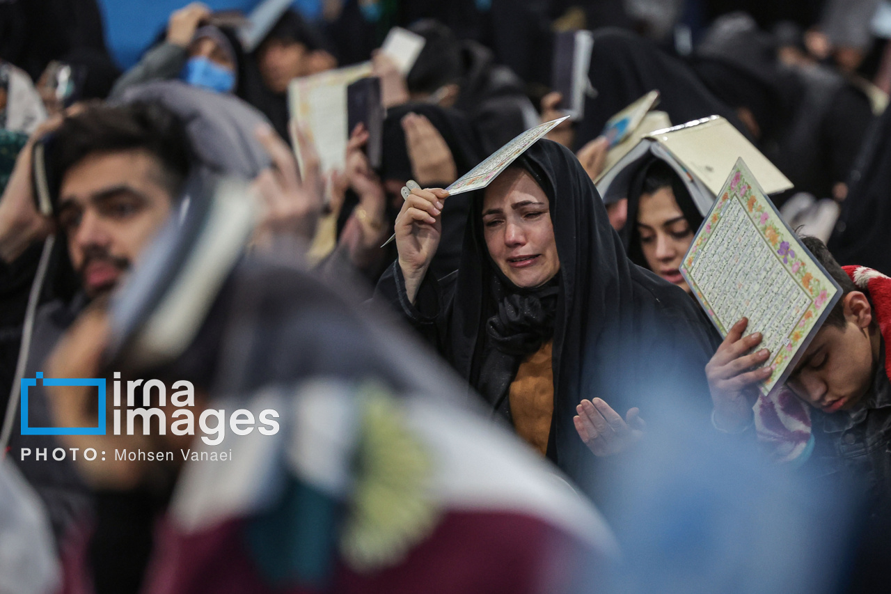  امامزاده پنج تن لویزان