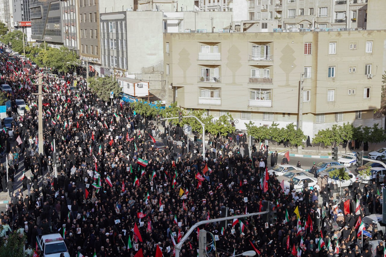 تشییع پیکر داماد رهبر شهید انقلاب