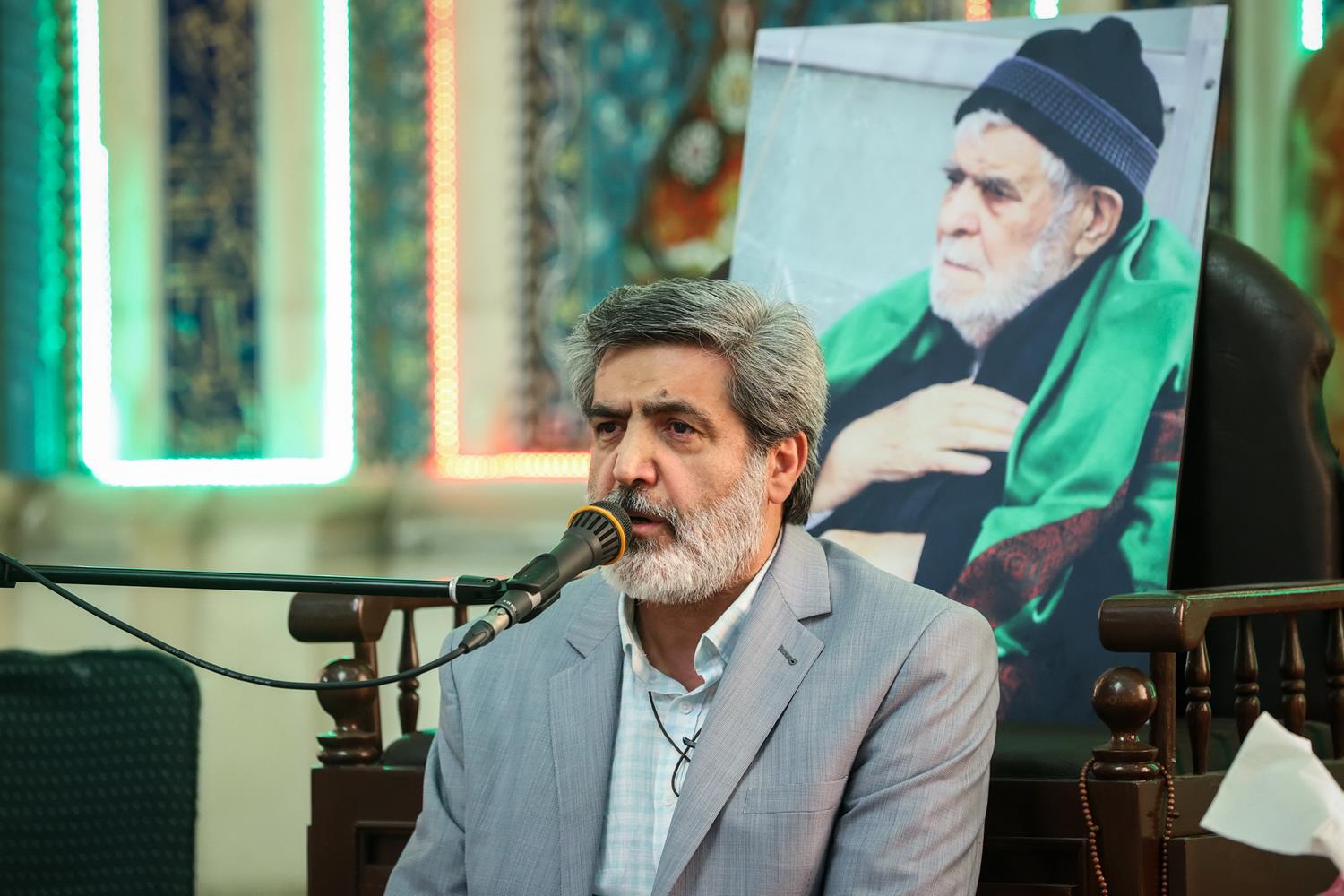 حضور قالیباف در مراسم ترحیم استاد سیدرضا مؤید